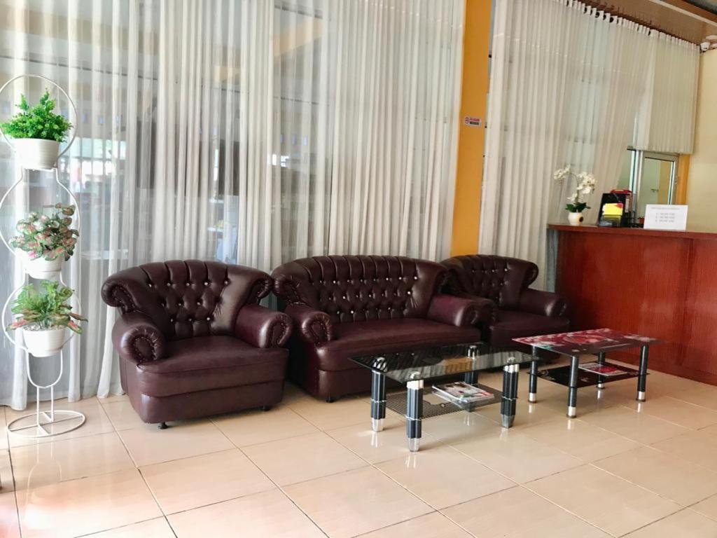 Penginapan Intan Bandara Padang  Dış mekan fotoğraf